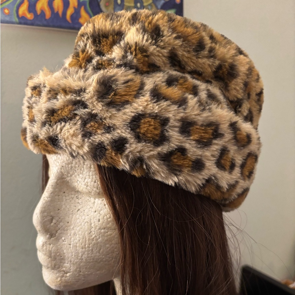 Nine West Leopard Animal Print Faux Fur Fleece lined Hat